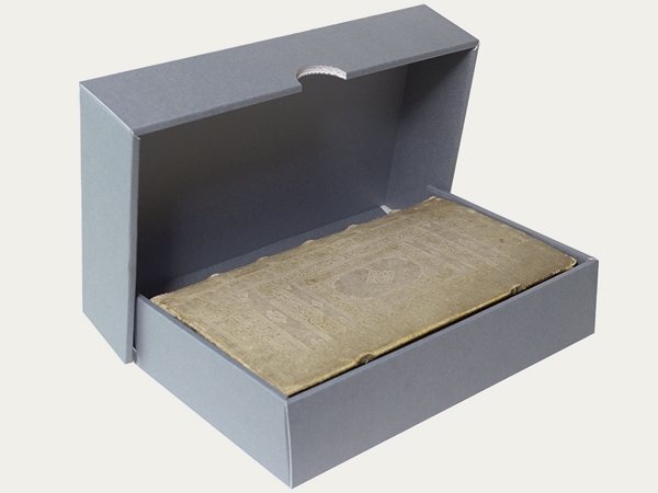 Clamshell boxes: KS 17 Albertina