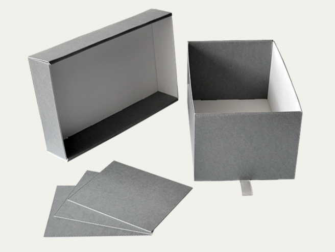 New in our product range: Two-piece storage box with pull-strap and insert partition segments